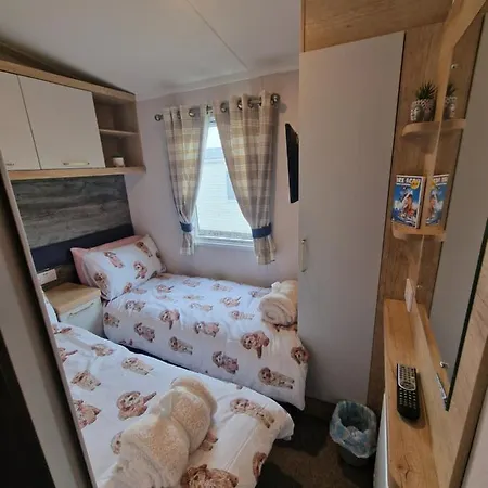 Apartment 8 Birth Static Caravan *